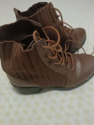 Botines marrones