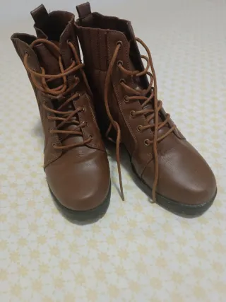Botines marrones