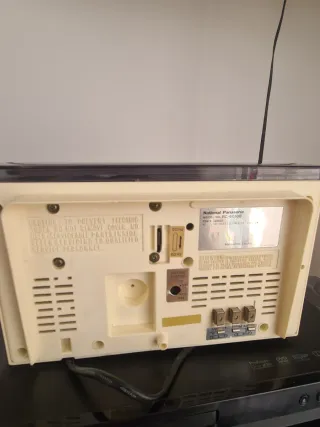 Radio Reloj National Panasonic Beige/Negro