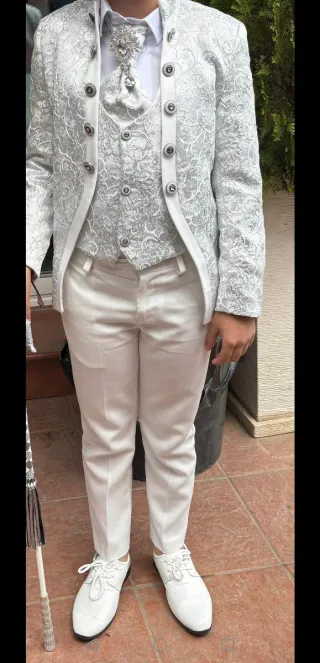Traje Boda/Comunión Plata y Blanco