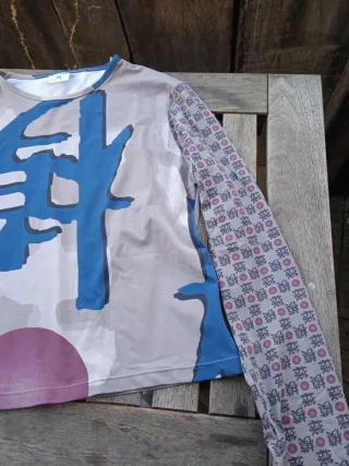 Camiseta manga larga estampada