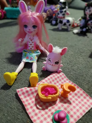 Muñecas Enchantimals y Accesorios
