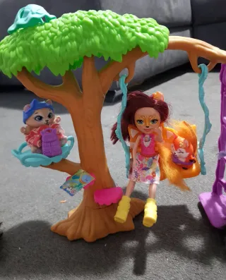 Muñecas Enchantimals y Accesorios