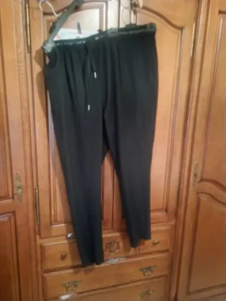 Ropa Talla Grande Roja y Amarilla el