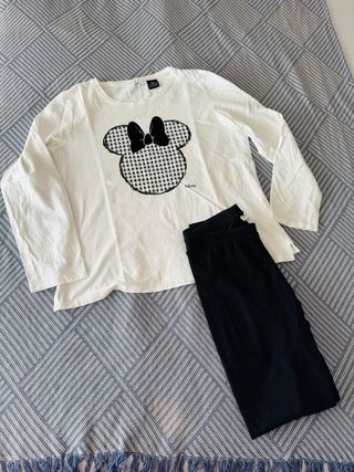 Conjunto Camiseta Minnie y Pantalón Negro