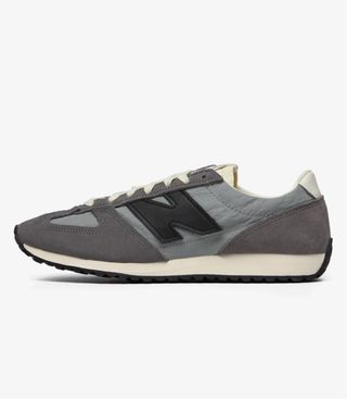 New Balance 471 v1 Gris y Negro