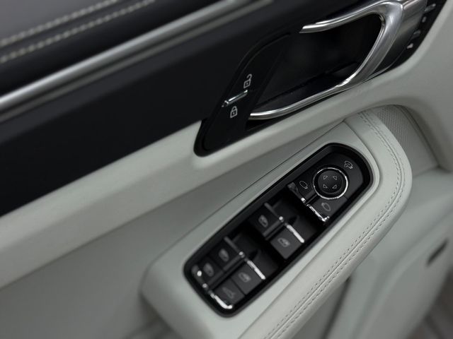 Porsche Macan GTS 2023