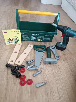 Caja de Herramientas Bosch con Accesorios