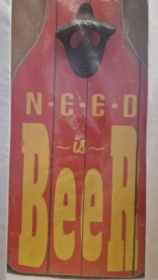 Abrebotellas de pared All you need is Beer.