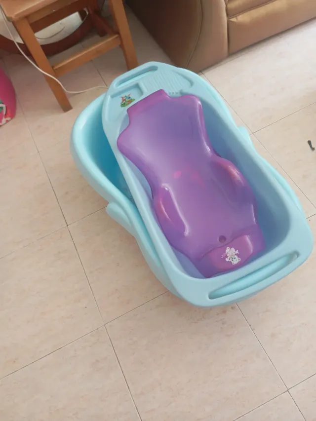 Bañera bebé azul y morado