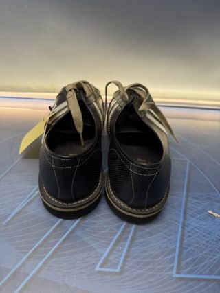 Zapatillas Tredair modelo Desconocido. Negro/Rayas Beige. Talla 44. Dr. Martens