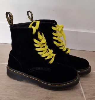 Botas Dr. Martens Negras de terciopelo 