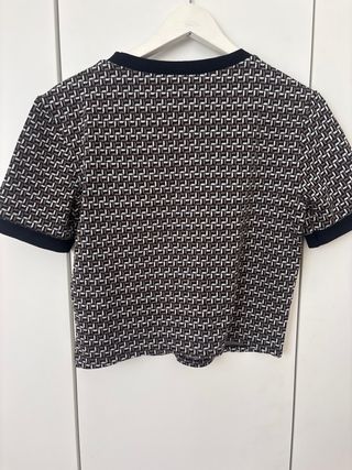 Camiseta Zara Estampada Manga Corta