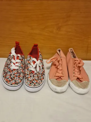 Lote 2 Pares Zapatillas Lona Disney + Coral