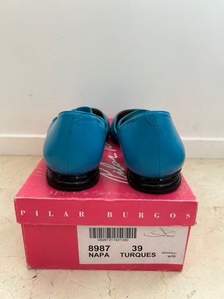 Zapatos Pilar Burgos Turquesa y Dorado