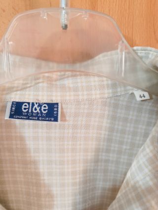 Camisa de mujer a cuadros