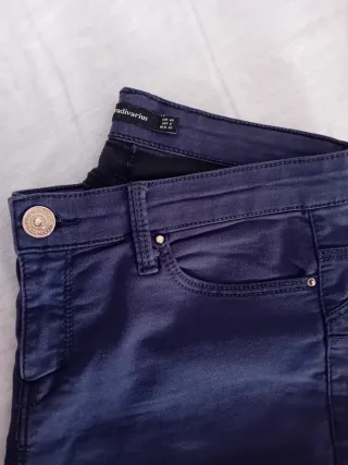 Pantalón azul marino Stradivarius