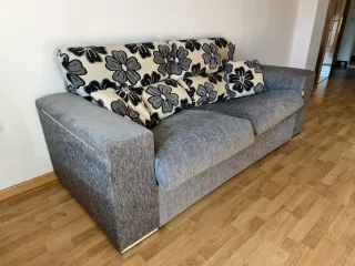 Sofá Cama Gris 205x60x90cm 
 Precio negociable 