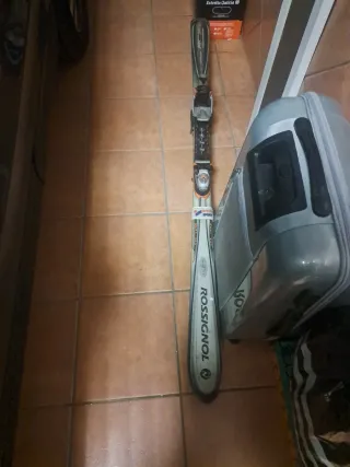 Esquís Alpinos Rossignol