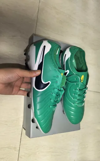 Botas de fútbol Nike Tempo 10 pro elite FG AG.  