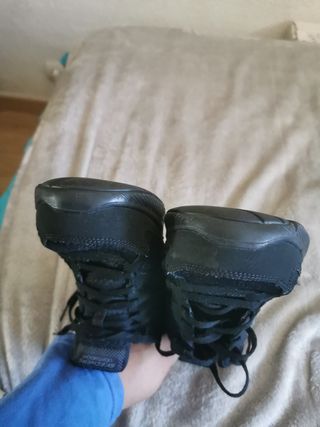 Zapatillas Skechers Antideslizantes Negras