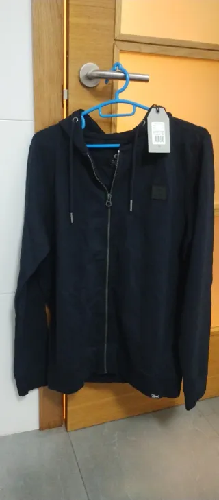 Sudadera con capucha y cremallera azul hombre