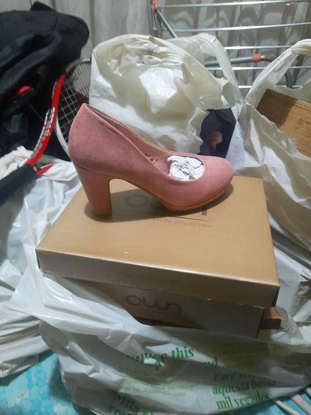 Zapatos de tacón rosa