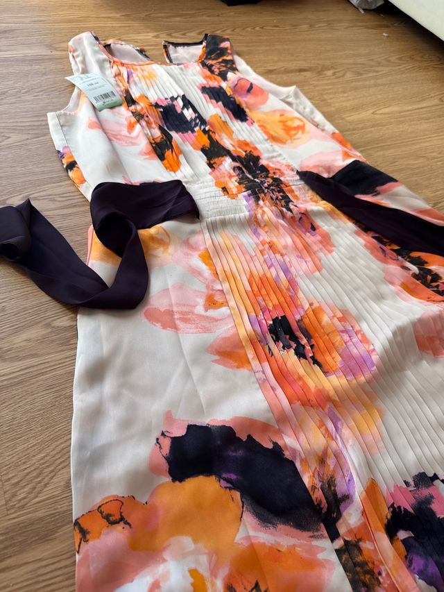 Vestido Mango floral plisado