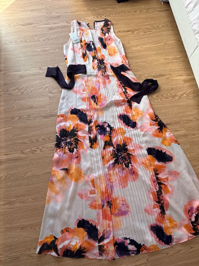 Vestido Mango floral plisado