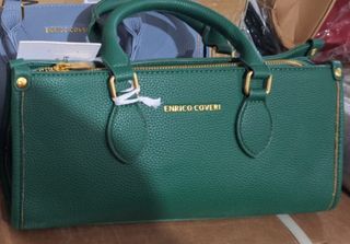 Bolso Enrico Coveri varios modelos y colores.