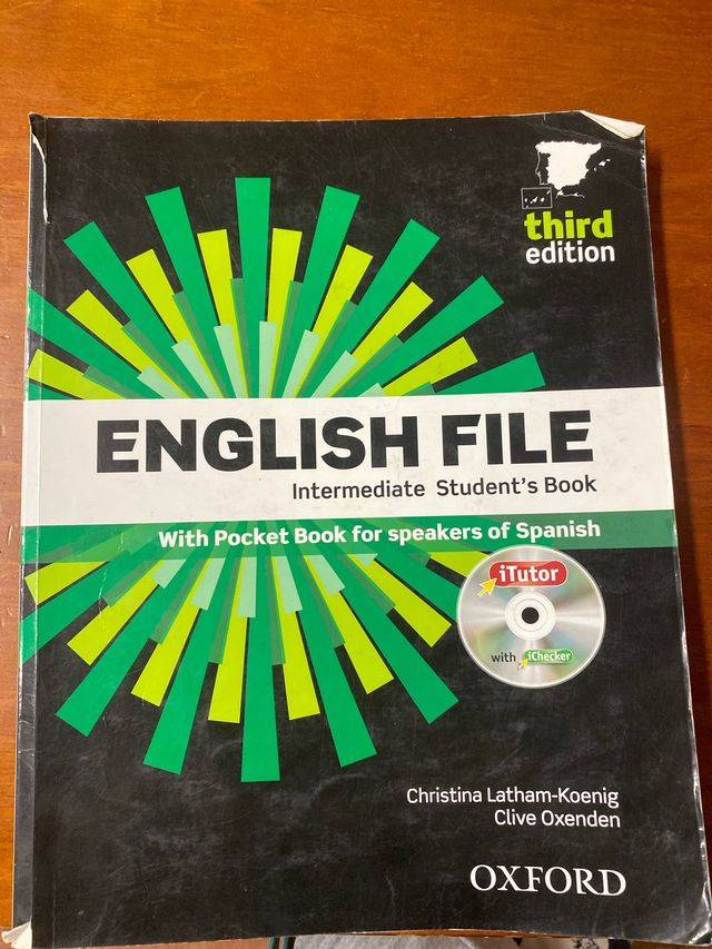 ENGLISH FILE INTERMEDIATE 3th STUDENT´S BOOK