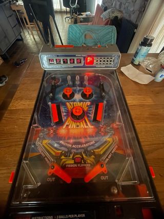 Pinball Tomy Tricky Flipper con gambe e scatola
