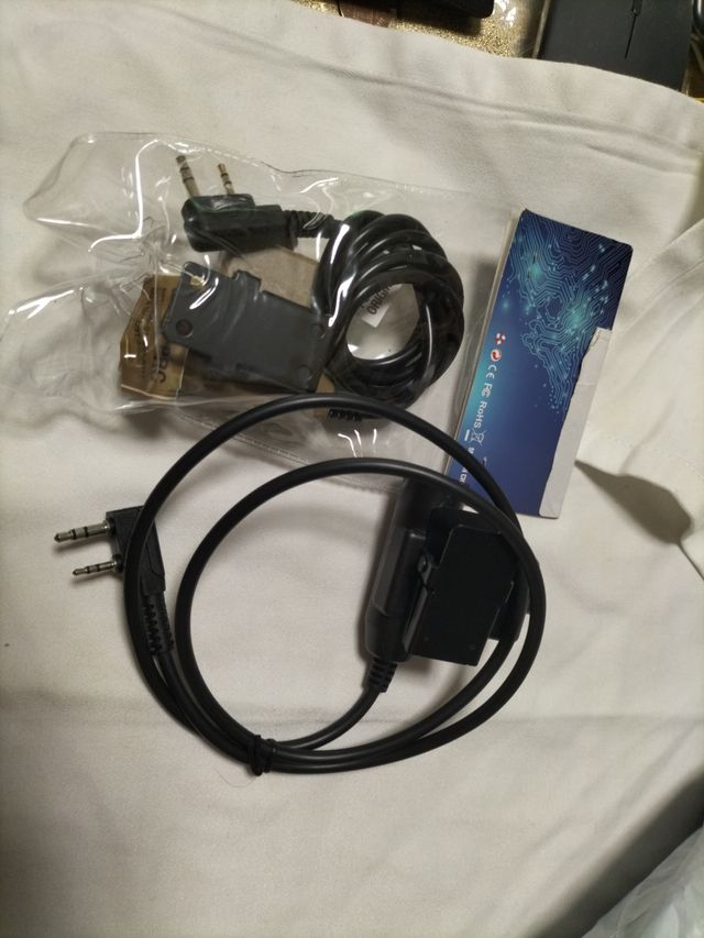 Cable PTT táctico para Kenwood Baofeng 