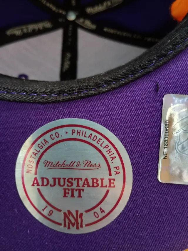 Cappello Mitchell & Ness Viola e Giallo