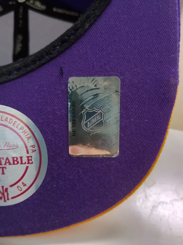 Cappello Mitchell & Ness Viola e Giallo