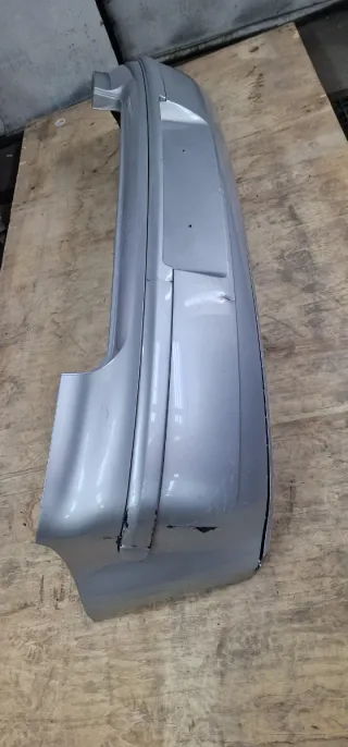 Parachoques trasero Volkswagen Polo MK4 (9N) (9N1)