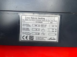 Apilador Eléctrico Linde L12 Con Elevación de Base