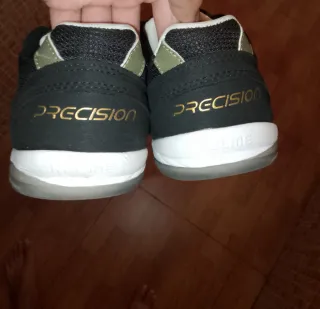 ✔️ Zapatillas Kelme Negras – Futbol Sala
