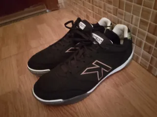 ✔️ Zapatillas Kelme Negras – Futbol Sala
