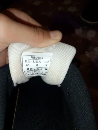 ✔️ Zapatillas Kelme Negras – Futbol Sala
