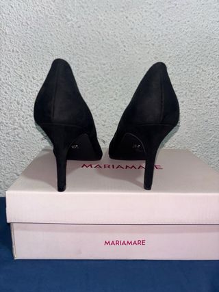 Zapatos de tacón negros MARIAMARE
