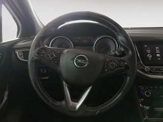 Opel Astra Dynamic S&S