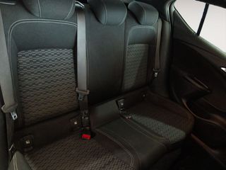 Opel Astra Dynamic S&S