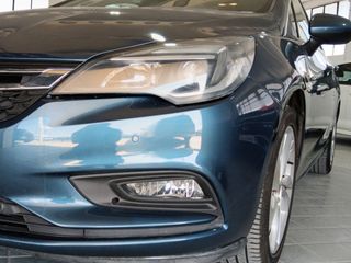 Opel Astra Dynamic S&S