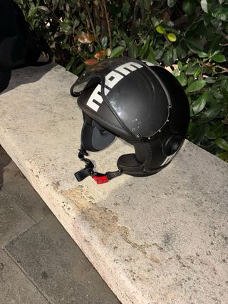 Casco Momo Design