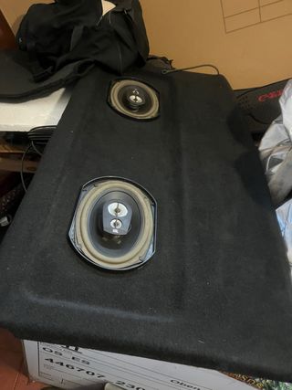 Bandeja Golf MK3 con altavoces JBL
