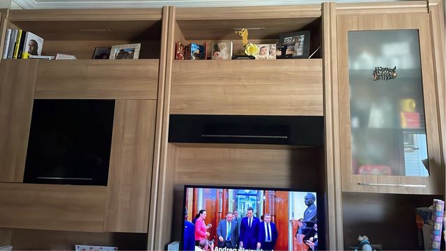 Mueble salón modular madera y cristal