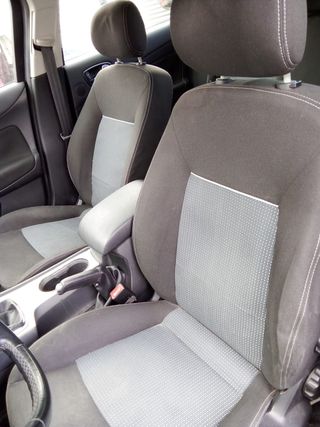 ASIENTOS DELANTEROS FORD MONDEO IV 2009