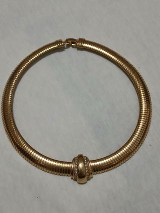 Collana dorata con strass