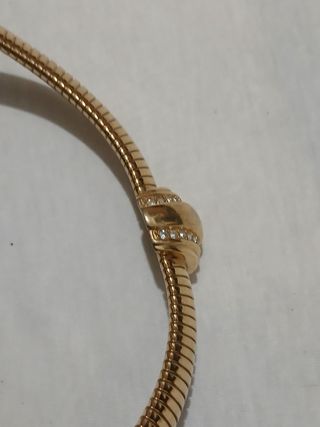 Collana dorata con strass
